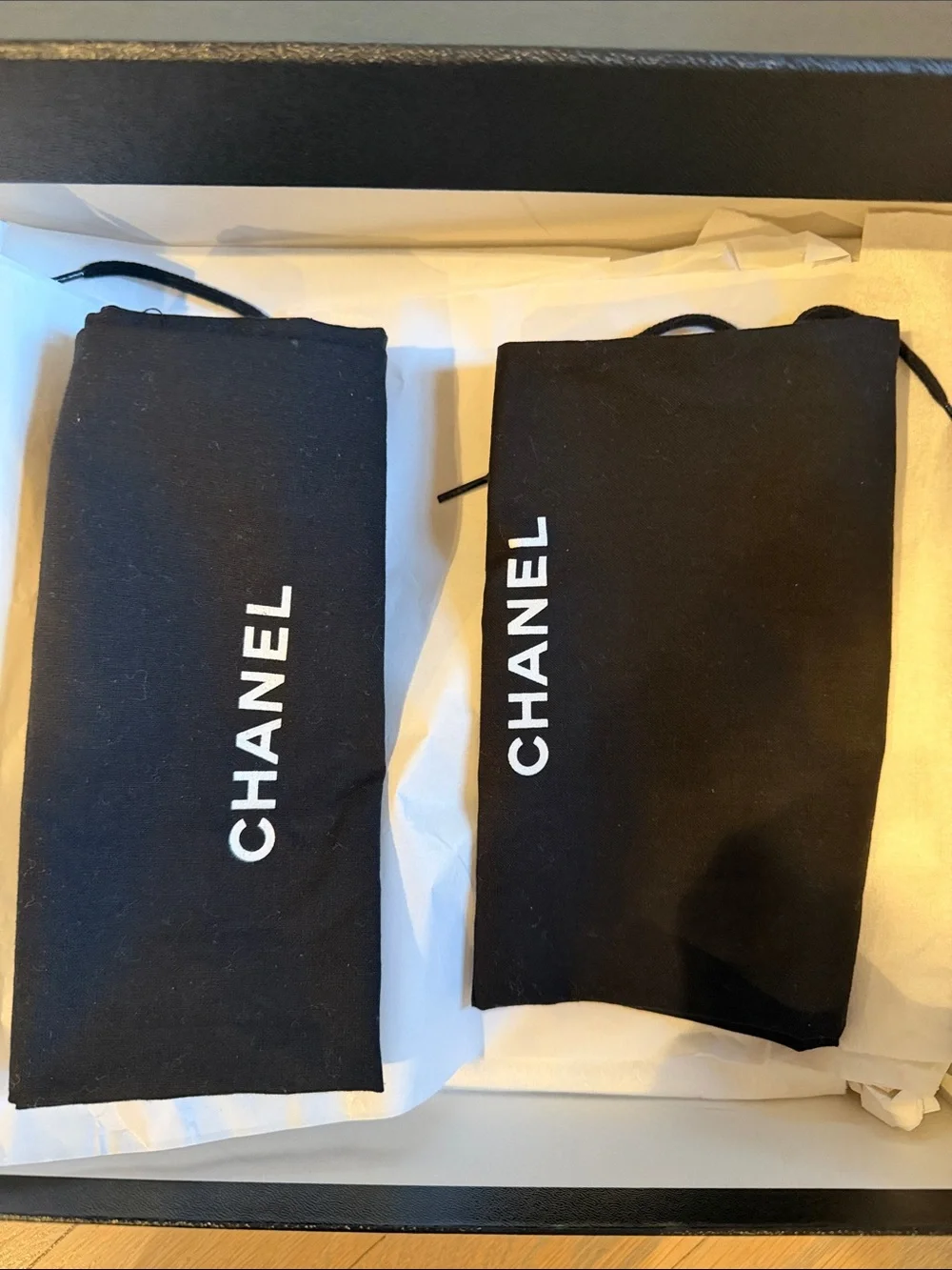 CHANEL 2025 Black Box with White Logo - Luxury Presentation. Great condition.